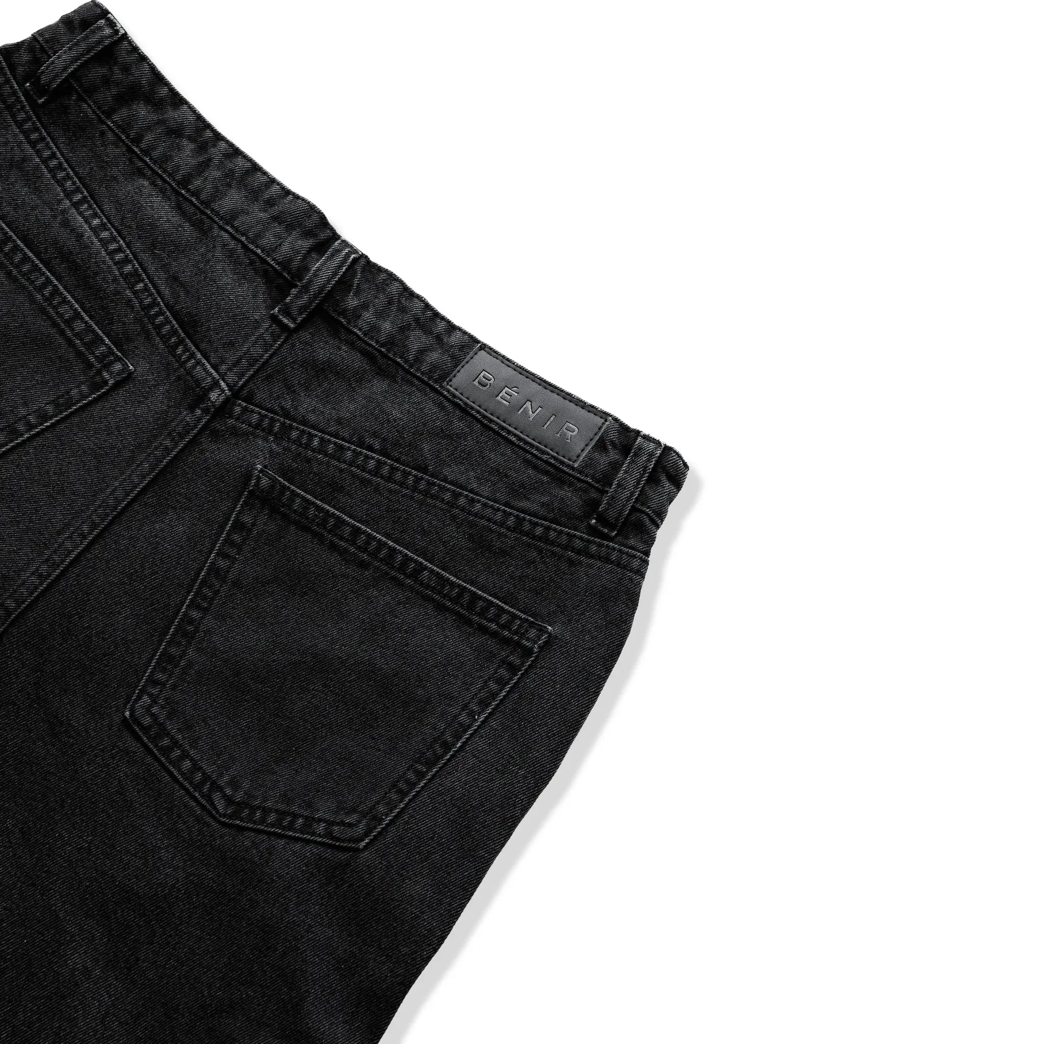 Detailed Back View of Bénir Clothing Cargo Carpenter Black Jeans CARPPOCK-CHAR